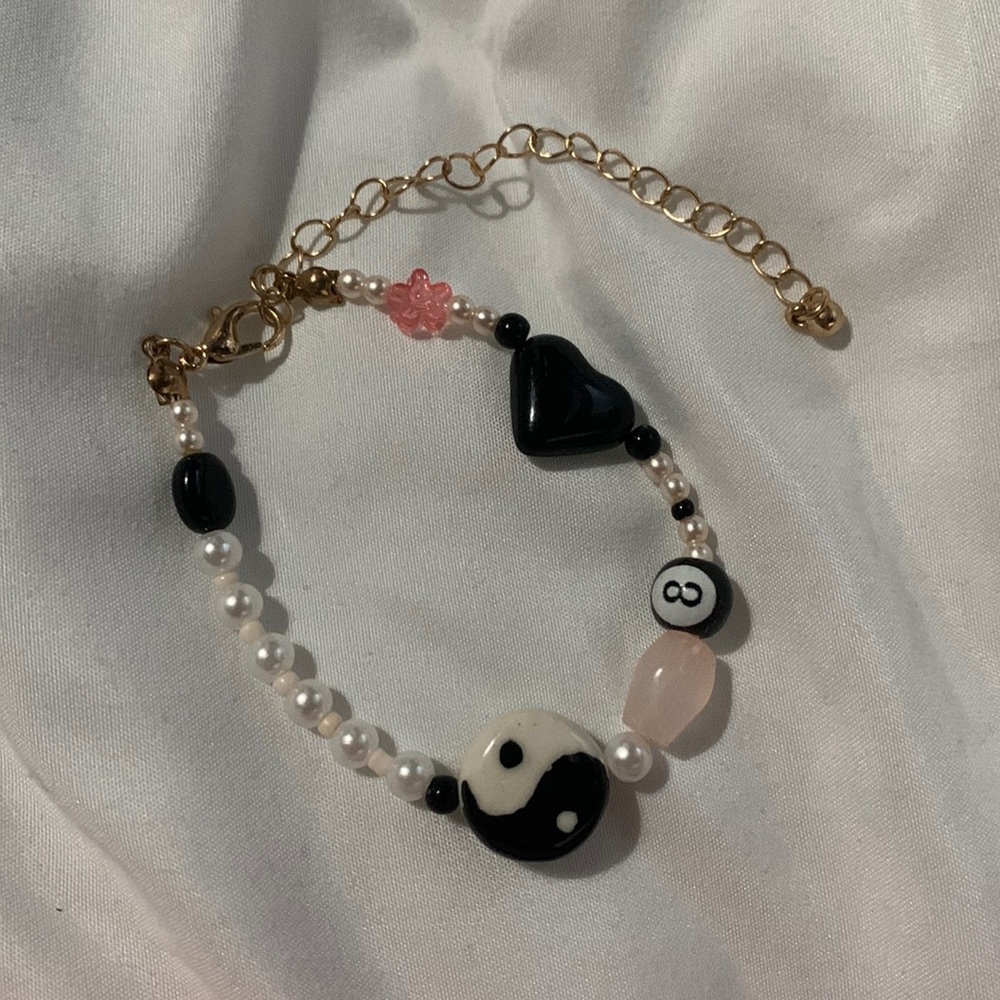 COPY - Zoee beaded charm bracelet